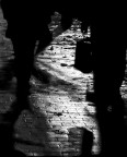Di notte ...
... l'ombra e la realt si confondono, sino a diventare una cosa sola.
Fugaci impressioni senza volto n anima.