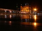 Amritsar, India. 
Harmandir, pi conosciuto come il TEMPIO D'ORO, simbolo della religione Sikh.