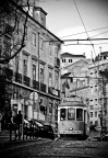 Il caratteristico tram di Lisbona