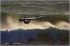 Luis Calico
praia do Guincho, Portugal
ho dovuto lavorare qualcosina in pp per contrasto e colore che s'eran persi dato l'estremo controluce
potrebbe essere che la vediate pi scura di come la vedo io...sto portatile ahim non ha un gran monitor