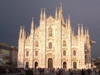Sicuramente non una foto eccezionale in quanto fatta con un cellulare, ma sono rimasto colpito dai contrasti luce/colori.