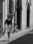 per strada