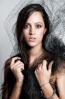 altre foto e video di backstage:

http://simoneangioletti.wordpress.com/2011/07/11/bruna-2/