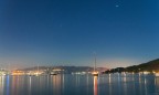 Nikon d90, 18-105, 24mm, f/8, 20s, h. 23:52
Vista del mare di Portovenere in notturna