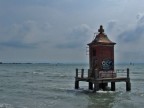 Il faro sfreggiato