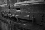 Una vecchia porta di un paese in Valtellina...
forse un classico gi visto, ma accetto volentieri critiche e suggerimenti per migliorarmi
grazie
dati:
1/40
iso 200
f 4,0
focale 18mm