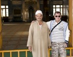 Io con il custode della moschea...