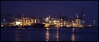 Una visuale notturna del porto della mia citt. L'acqua fa abbastanza schifo visto che c' di tutto di pi, ma nel resto sono abbastanza soddisfatta