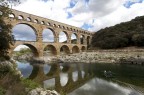 Pont du Gard, Francia del sud, 20 km nord est di Nimes, Languedoc-Roussillon

http://it.wikipedia.org/wiki/Ponte_del_Gard