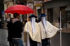 coppia di  perdoni dellla settimana santa  a taranto