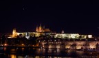 La splendida veduta del castello di Praga

canon eos40d
sigma 150-500

ISO: 100
AV: f10
AV: 30''

TV: 1/1000
compensazione ev: -1