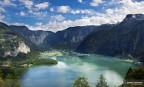 Vista di Hallstatt dalle miniere di sale cittadine.