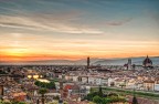 Quale delle due vedete meglio? 

(l'altra foto la potete trovare a questo indirizzo http://www.hdrspotting.com/photo/view/image/100599)