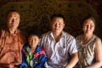 Mongolia interrno di una tenda