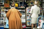 Un'edicola di Parigi