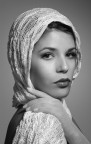 b/w