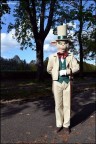 Un elegante uomo coniglio che passeggiava per le vie di Lucca ^_^