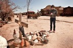 Fabio De Luigi in una Ghost Town in L.A.