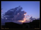 Soggetto: Tramonto
Fotocamera: Nikon Coolpix 2100
Software: Adobe Photoshop CS2
Luogo: Agrigento, vista dalla Cattedrale di San Gerlando
Data: 2 Gennaio 2oo6
Ore: 16:55