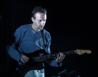 Canon 400D + 85mm
f/1,8
1/125
Iso 800
Primo esperimento di foto ai concerti..
Suggerimenti e critiche sempre benvenuti!
