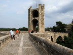 Besalu...