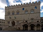 piazza iv novembre