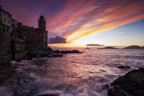 ciao ragazzi! vi propongo questo scatto fatto in una giornata stupenda a Tellaro. Siamo rimasti snza parole difronte a questi colori!!

singolo scatto!
F10 iso 100 1/15

commenti e critiche ben accette