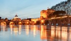Roma si specchia nel Tevere Roma si specchia nel Tevere