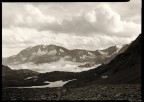 Mi diverto sia col digitale che con la pellicola piana, e quel giorno ero uscito con il banco.
Questa  una scansione di un negativo 13X18 cm. (pellicola Foma, lente Fujinon 125mm f/8 qui chiusa a f/64, posa di un paio di minuti).
Visualizzata a monitor, a pochi pixel, mi rendo conto che non  'sto granch, seppure i piani tonali e il dettaglio si possono intravedere. Il godimento  mettere la pellicola nell'ingranditore e stampare, ma questo  un'altro discorso.