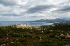 Vista sulla baia di Calvi messa in luce dalla luce filtrante del giorno, Calvi (Corsica, 23/08/2014).

c&c sempre graditi