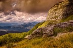 Io la mia ragazza e altre 2 coppie di amici ci  siamo accampati in tenda di notte a rigoso, la mattina seguente siamo arrivati a prato spilla e da li arrivati sul monte dopo 1 ora e mezza di cammino. 
Al ritorno  successo un macello, abbiamo perso il sentiero ed abbiamo impiegato 2 ore e mezza per scendere rischiando tante volte di cadere per il dirupo.

Tutto sommato una bellissima esperienza ed un piacevole weekend all'insegna delle avventure.