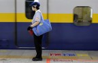 ASPETTANDO IL TRENO