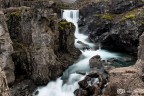 Questa cascata non  molto pubblicizzata eppure  una di quelle che mi sono piaciute di pi in islanda