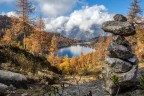 Piccolo laghetto alpino in trentino