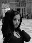 Ho approfittato della tappa napoletana del fuji tour per fare questo ritratto alla gentile modella presente e per presentarvi un'altro scatto dopo tanto tempo.
Foto fatta alla galleria Umberto di Napoli.

Aspetto le vostre critiche ed i suggerimenti.

Fuji X30 80mm, iso 640, f2.8, 1/250
Postproduzione praticamente assente, fatta direttamente in macchina.