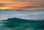 Alba sul casale