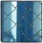 Progetto iniziato nel 2015 dedicato a dettagli e scorci urbani. Scatti realizzati con il Tablet Samsung Galaxy 10.
Le foto vengono successivamente elaborate con il programma Paper Pictures e quindi inserite online tramite Instagram sfruttando i filtri messi a disposizione dal programma.