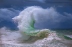 Onda di mareggiata nel Mar Ligure