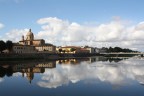 L'Arno durante una giornata serena