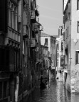 anche qui, come in quella di piazza san marco, mi trovo combattuto.. grazie a chi vorr dare un parere