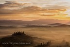 Ebbene s. Anche io ho fatto la casina in Val d'Orcia. Solo che 'sta volta, meritava un titolo appropriato...

Critiche e commenti sono graditi