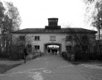 Dachau - ARBEIT MACHT FREI - : IL LAVORO RENDE LIBERI ....