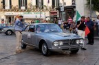 Ieri ero a Lecce per seguire un incontro con il mitico Nino Migliori che purtroppo per non  potuto venire. Ho cos scattato qualche fotografia ad un raduno d'auto d'epoca in piazza Sant'Oronzo. Suggerimenti e critiche sempre ben accetti.