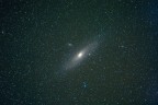 Andromeda in piggybak
eos 300d + ef 200 2.8L
60 scatti da 30s a 800 iso