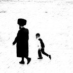 niente  come sembra. 2. Father&amp;Son
