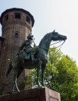 Monumento equestre