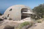 La Cupola, Costa Paradiso (Sardegna). Villa ormai abbandonata realizzata dall'Arch. Dante Bini per Michelangelo Antonioni.
https://www.sardegnaabbandonata.it/cupola-antonioni-costa-paradiso/