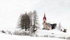 In fondo alla Valle Aurina, a Casere (BZ), si trova una cappella risalente al XV secolo.
Probabilmente una delle mete di pellegrinaggio pi suggestive dellAlto Adige. La Chiesetta di Santo Spirito  la chiesa pi antica della valle, costruita per i minatori che lavorarono nella miniera di Predoi dove estrassero il rame.