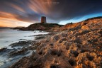 La torre tra il granito