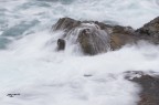 Onde del mare che si ifrangono